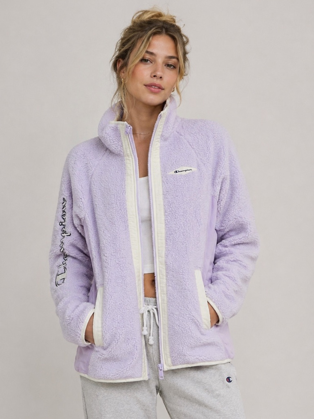 ❤️🔥FIRM PRICE❤️🔥Champion Sherpa Jacket Lolita color